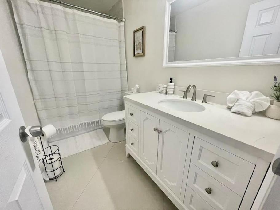 Stylish 3/2 Getaway! Near Theme Parks! Villa Lakeland Ngoại thất bức ảnh